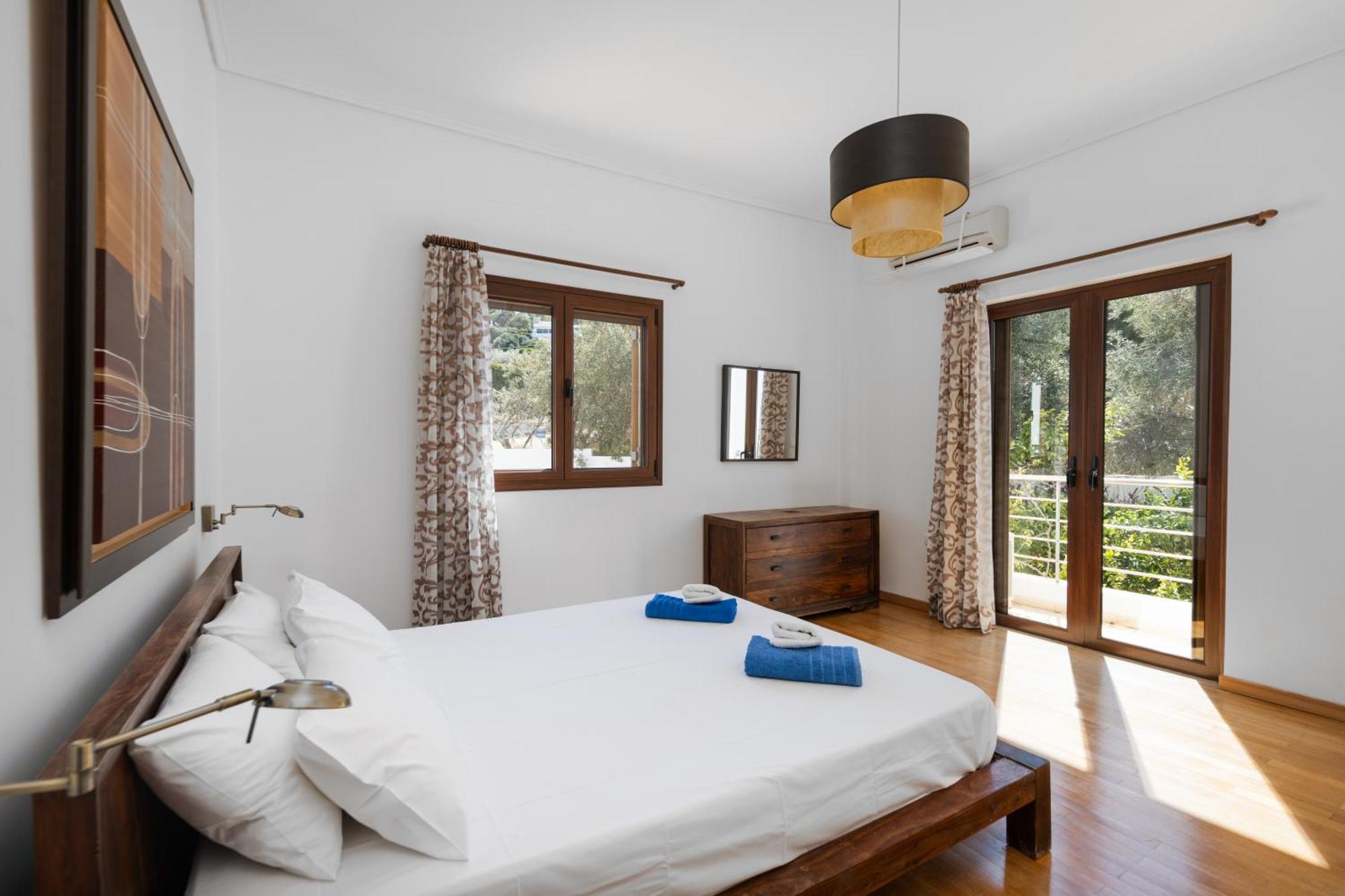 Villa Saronida 외부 사진